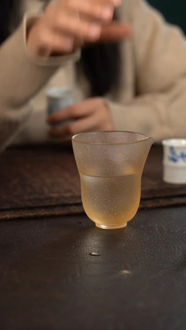 【闪购商品】杯心缘甄手绘加彩琉璃公道杯 黄色小葫芦