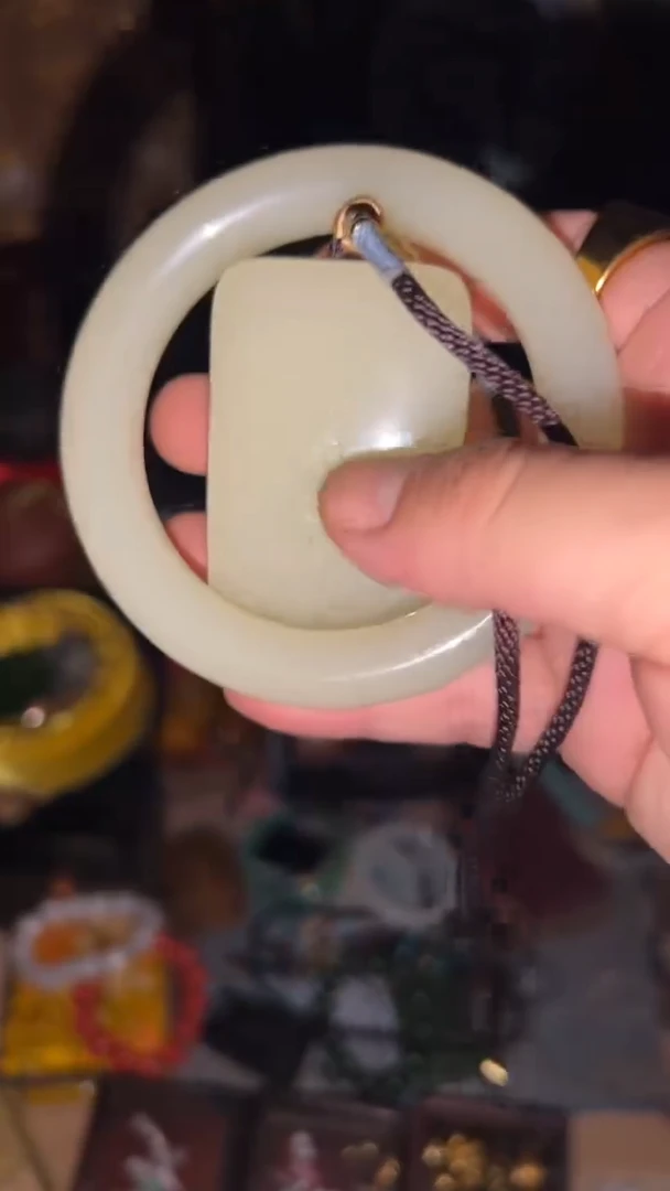 和田玉未镶嵌把件闪购高端商品链接