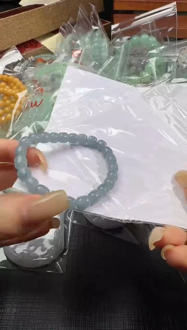 翡翠未镶嵌颈饰100710698