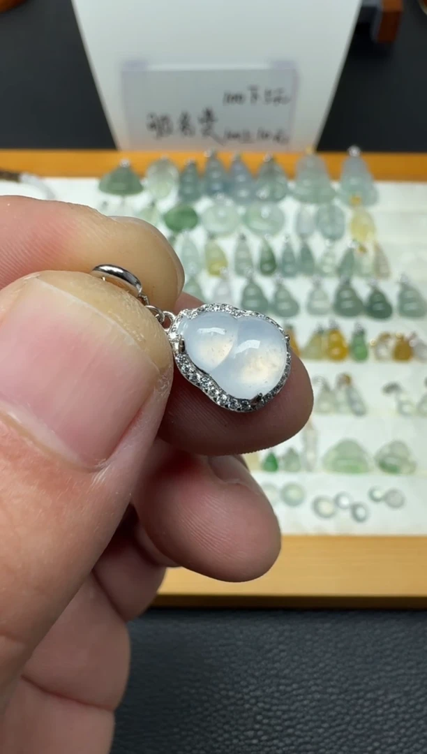 颈饰银S925镶嵌翡翠（11号）纯天然A货缅甸翡翠  小滴溜