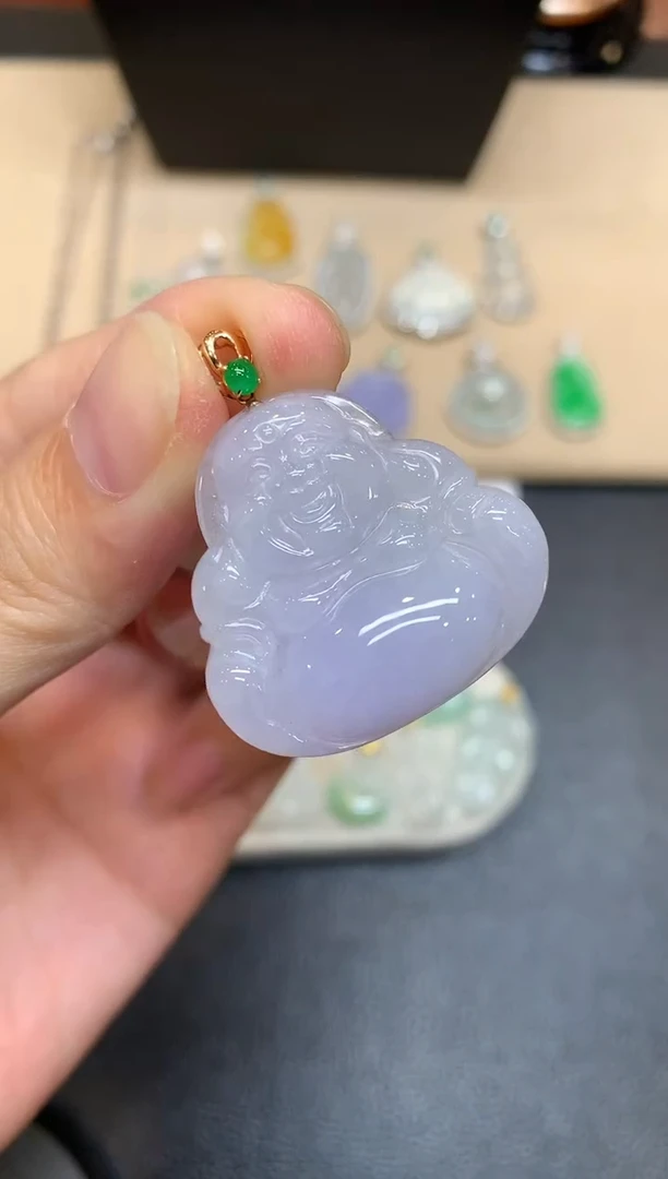 颈饰18K金镶嵌翡翠佛公【无服务费