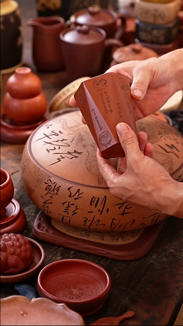 茶杯紫砂红皮龙十二生肖杯