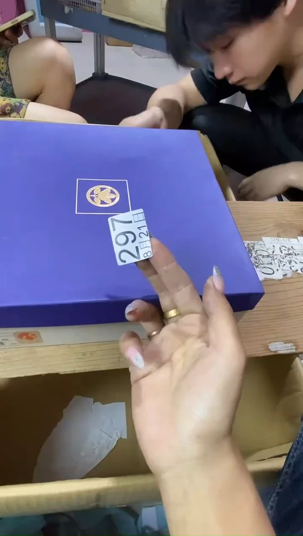 瓷片烟**舟11111111111111