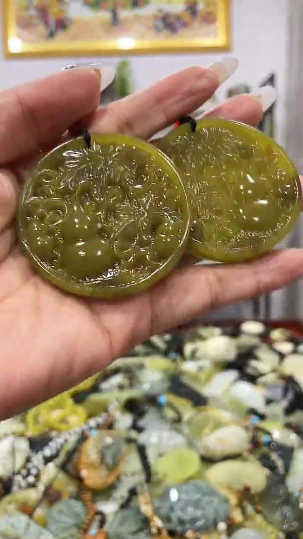岫玉未镶嵌吊坠多样性发货其中发一件
