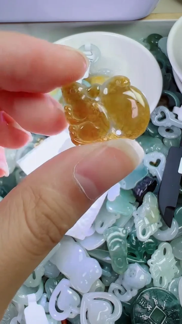 散珠翡翠95号链接，A货翡翠