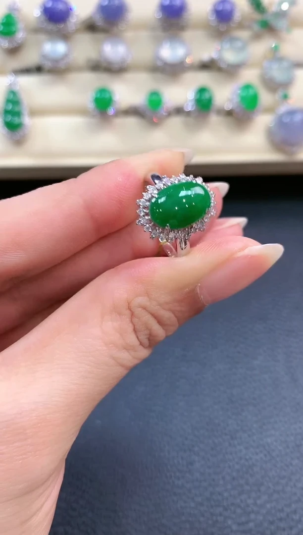 【闪购商品】翡翠戒指18K金镶嵌b89