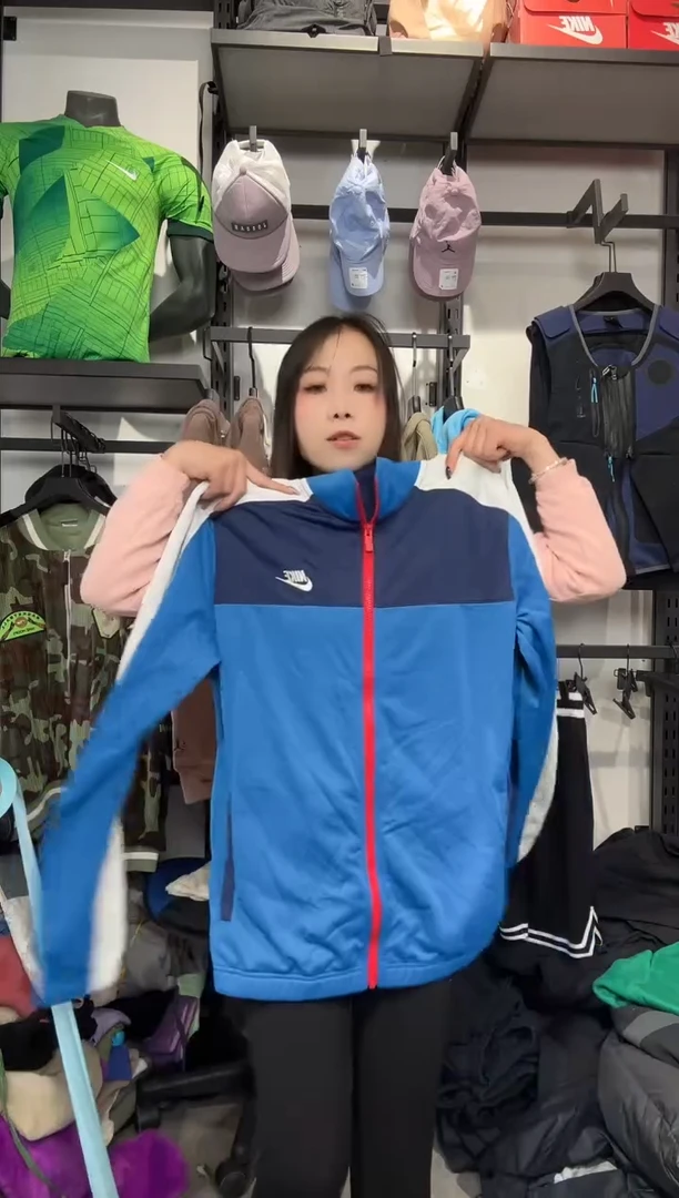 1061编码 瑕疵款直播间过款为准 尺码  M