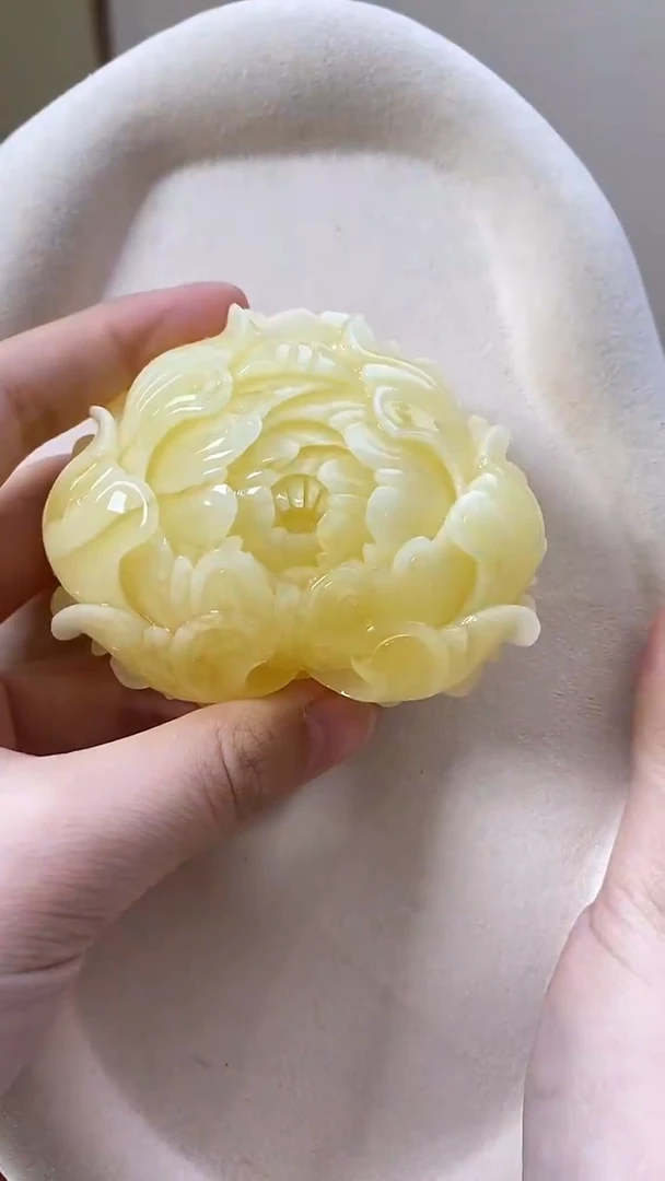 琥珀颈饰未镶嵌吊坠