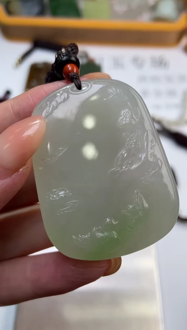 未镶嵌和田玉挂件江**g111