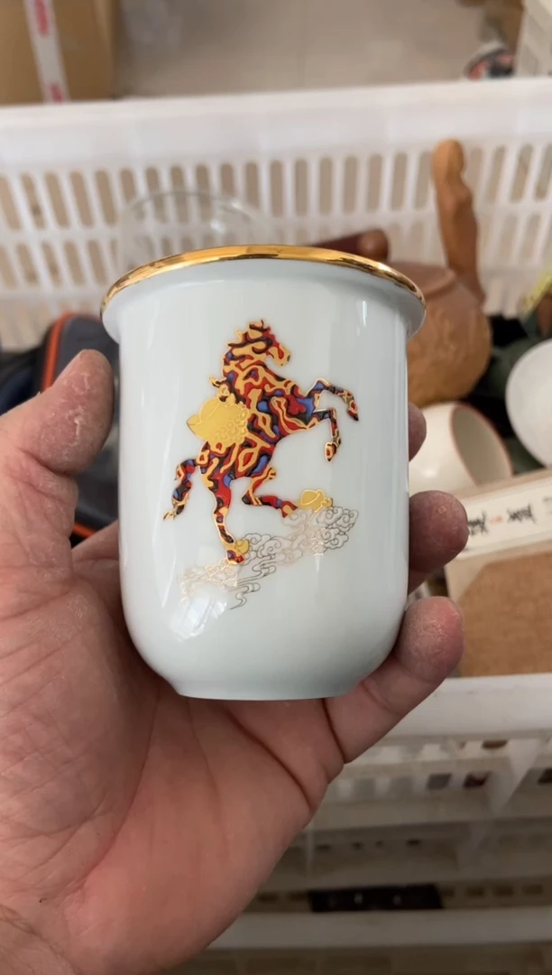 杯无运费险有瑕疵的摄影的产品有使用过的痕迹有点脏介意勿拍