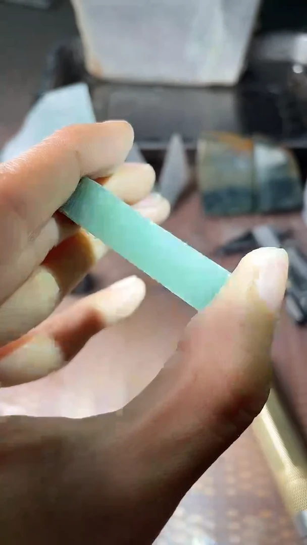 翡翠裸石天然缅甸A货翡翠