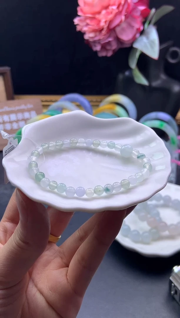 未镶嵌挂件翡翠珠串
