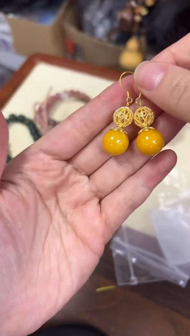 银S925镶嵌蜜蜡耳饰孤品蜜蜡圆珠银镶嵌款耳环[1878]