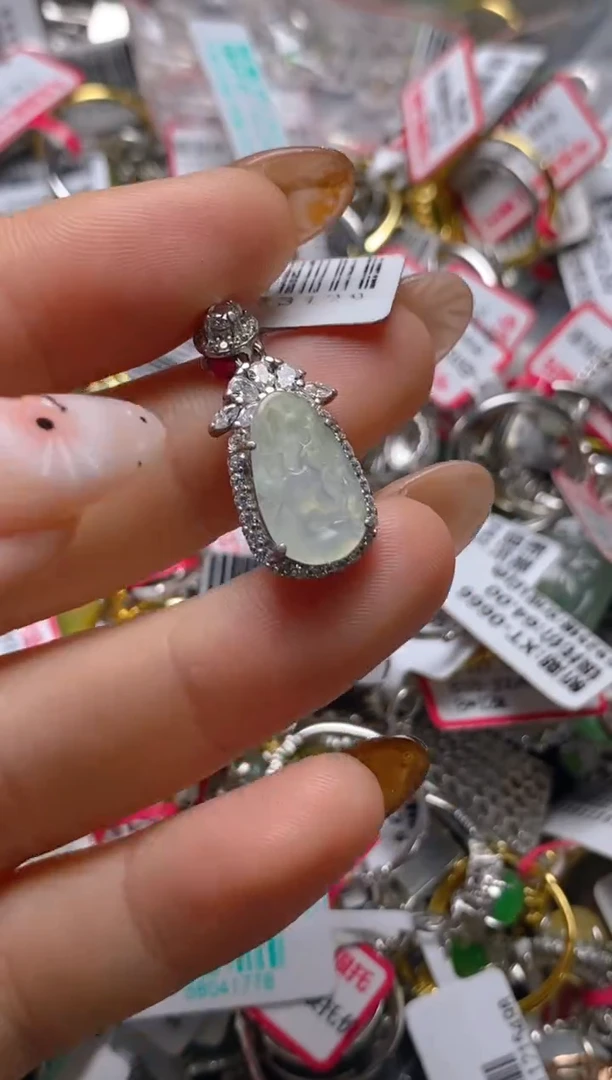 银S925镶嵌戒指翡翠百内无证书