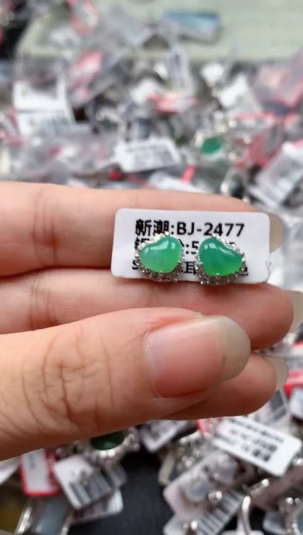 银S925镶嵌戒指翡翠天然A货缅甸翡翠