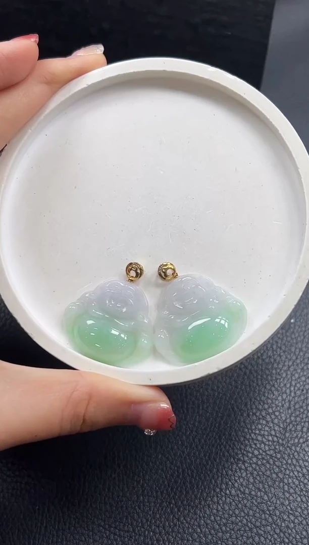 【闪购商品】翡翠颈饰18K金镶嵌佛公多样性发1件