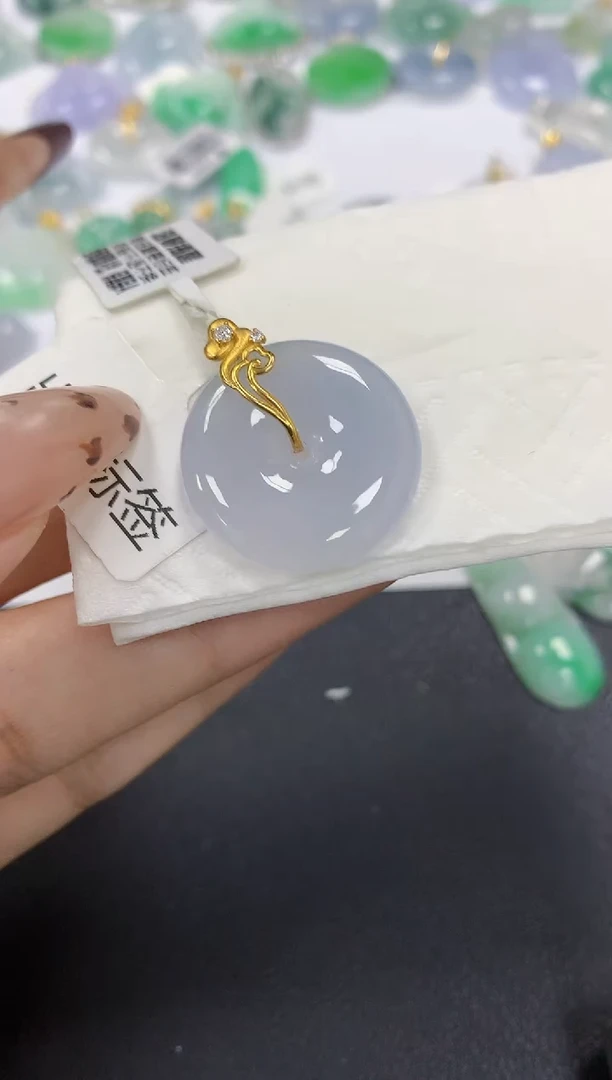 颈饰18K金镶嵌翡翠a货假一赔三支持复检百元上9元证书费自理