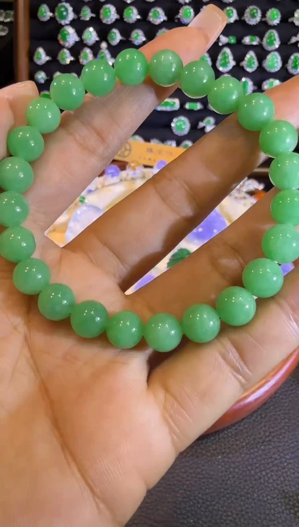 【闪购商品】翡翠手链18K金镶嵌满绿珠珠