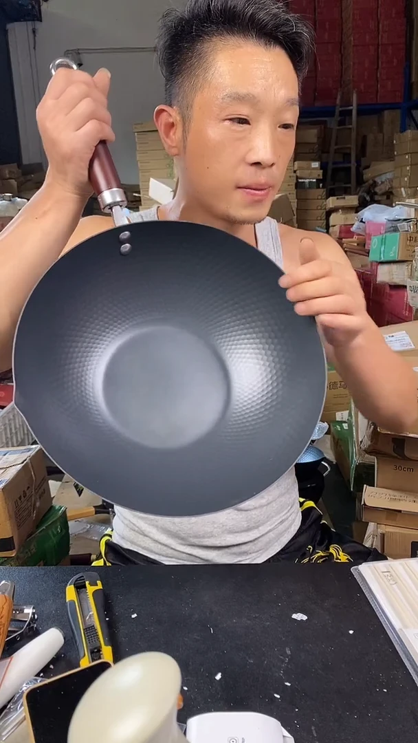 食品级塑料1德马克鱼鳞锅32有盖 用过的