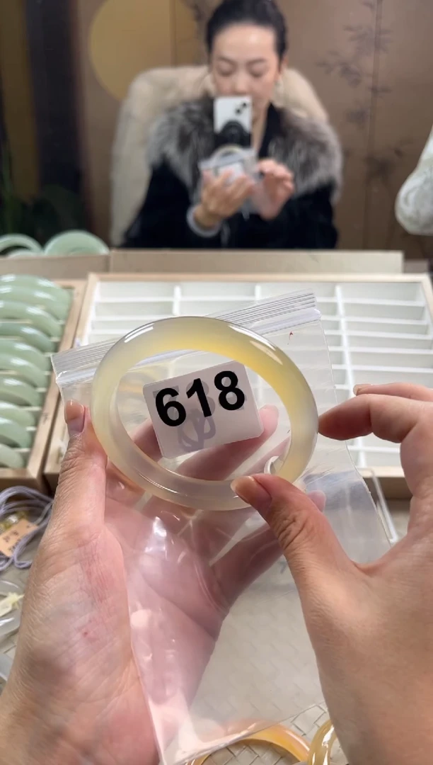 手镯玛瑙/玉髓未镶嵌か*卜618