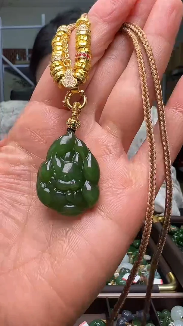 颈饰未镶嵌和田玉（多样性发货.发其一)12.26.75