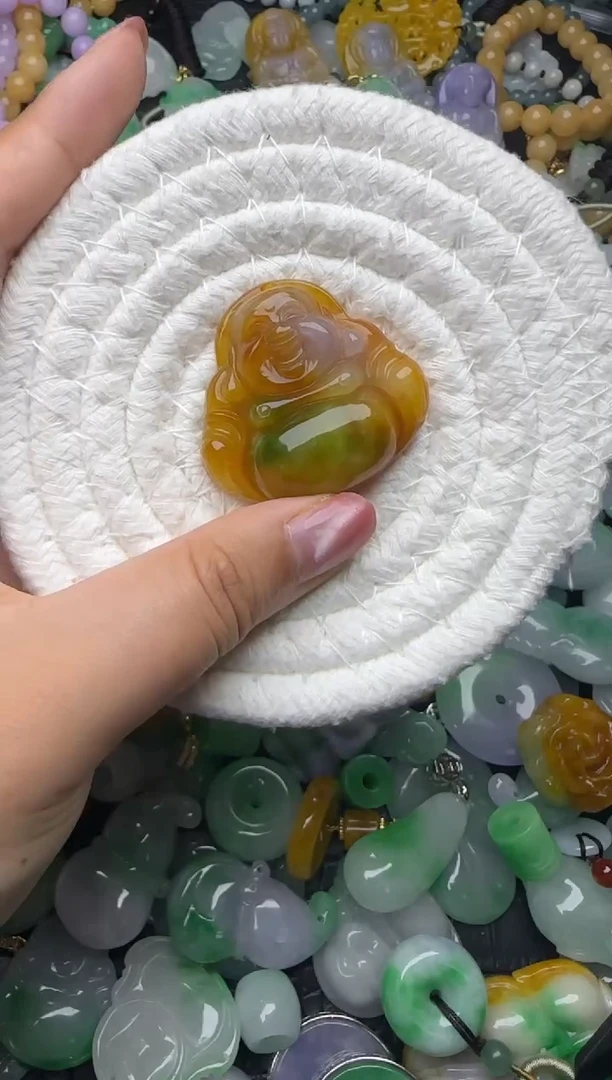 颈饰未镶嵌翡翠缅甸翡翠吊坠