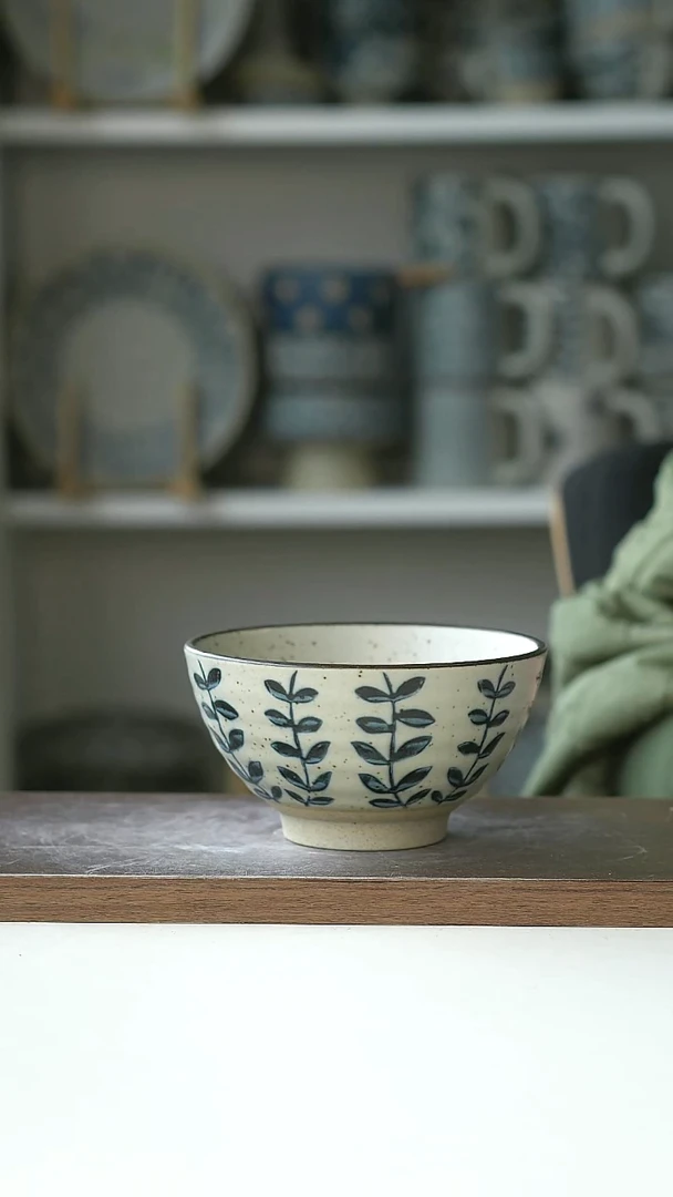 陶膳****行粗陶手绘藤蔓米饭碗12@7-10@