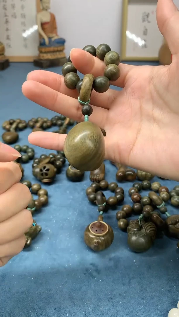 【闪购商品】维腊木（绿檀）把件富甲一方 盘玩件