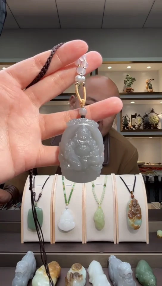 颈饰未镶嵌和田玉苏