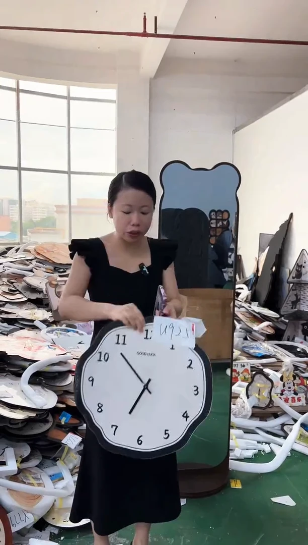 横款孤品微瑕小河果果闪购U925