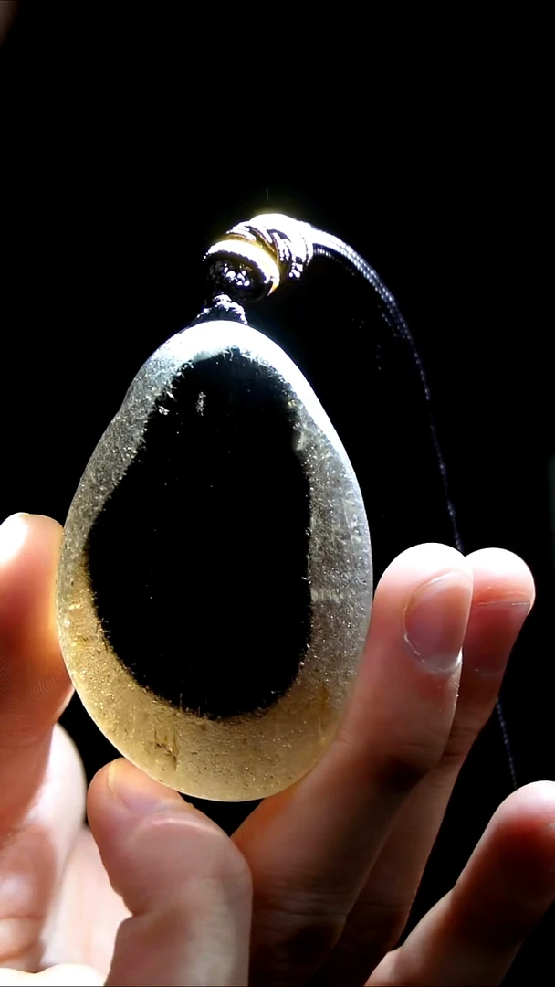 吊坠(赠链)未镶嵌水晶水晶