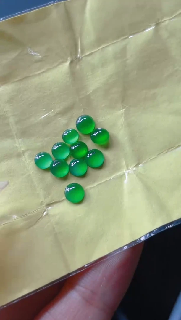 未镶嵌定制翡翠天然翡翠蛋面25