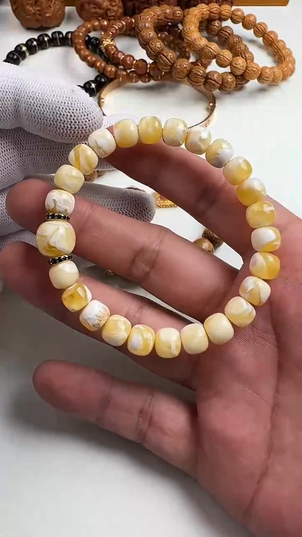 【闪购商品】蜜蜡手链未镶嵌蜜蜡