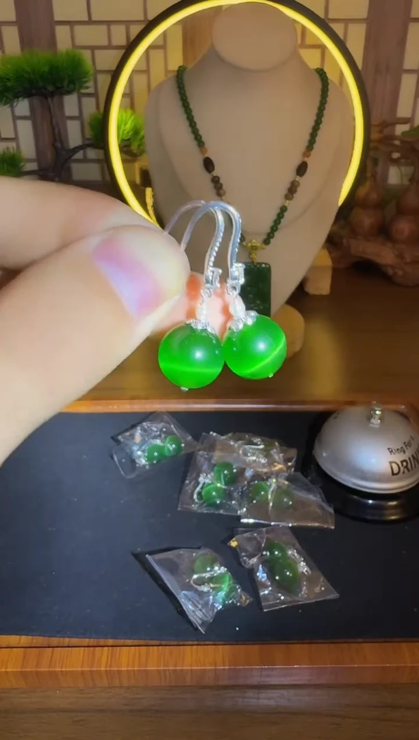 银S925镶嵌耳饰碧玺猫眼E90