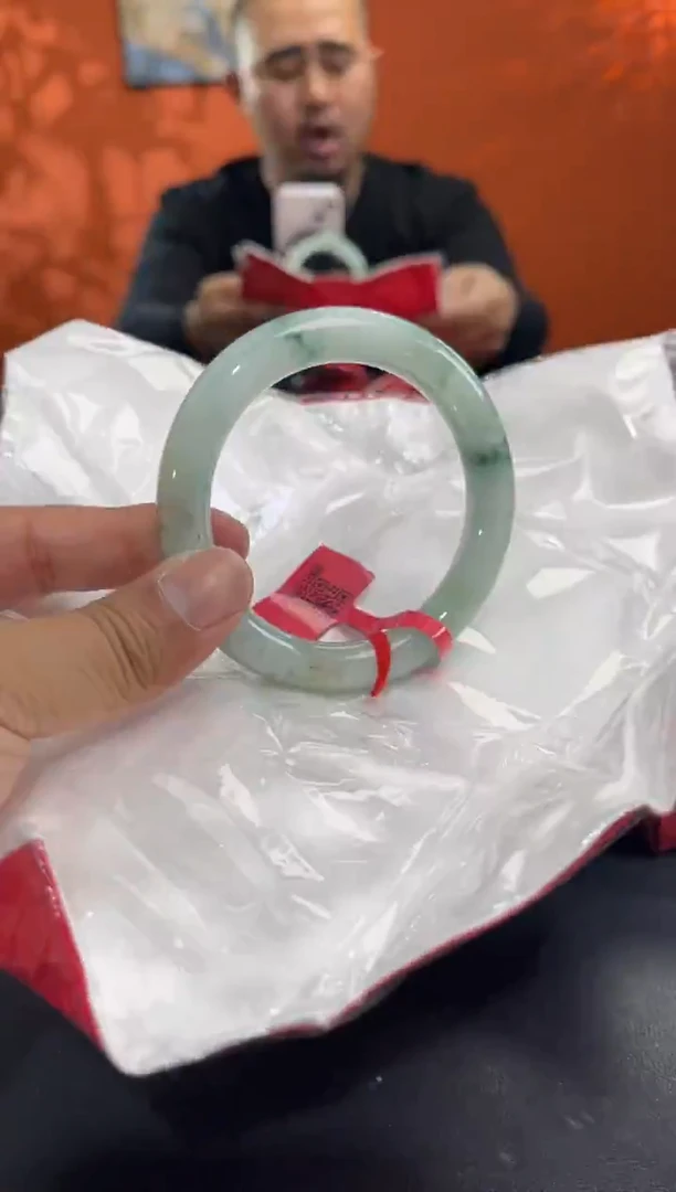 未镶嵌手镯翡翠7        圈口59-60