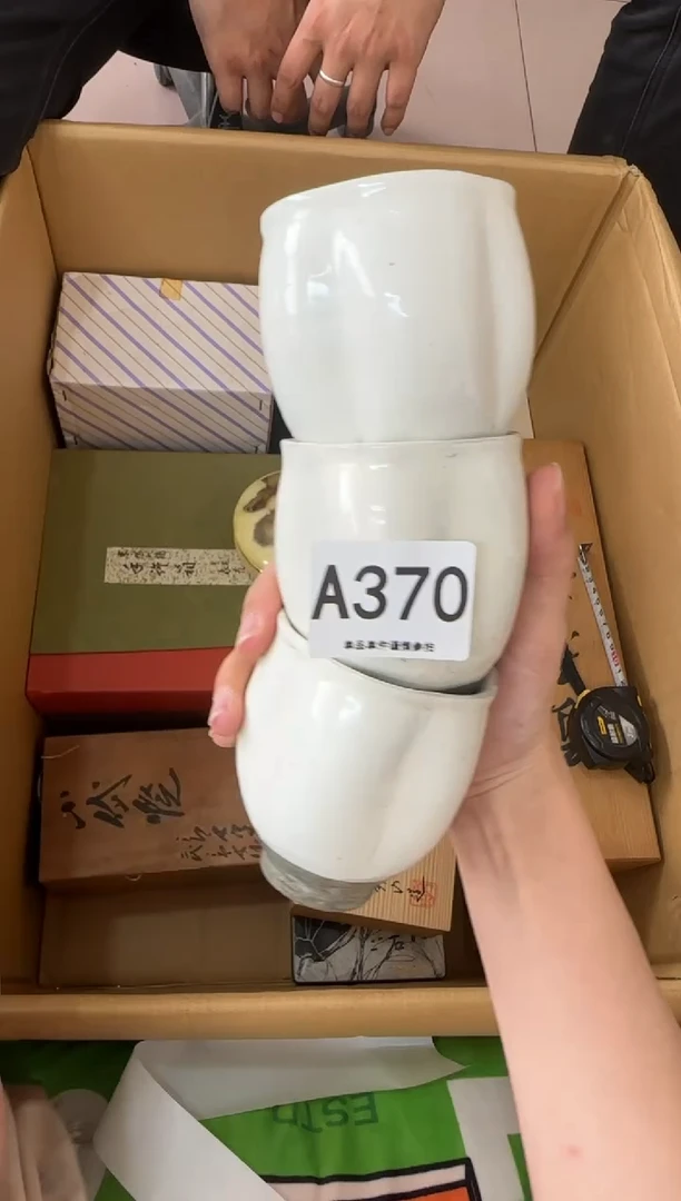 其他L***A370...中古产品谨慎参拍