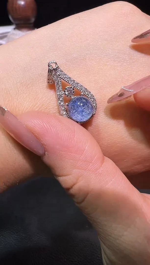 吊坠(不含链)银S925镶嵌水晶满*.发一（01）