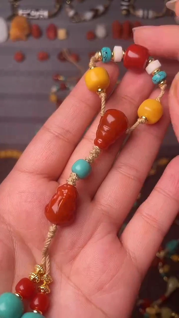 裸石蜜蜡未镶嵌8-10蜜蜡腰珠 貔貅背云