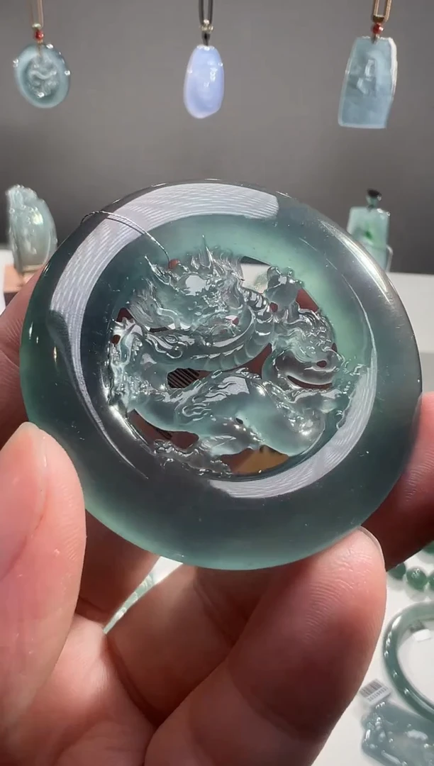 吊坠(不含链)未镶嵌翡翠S**n龙牌