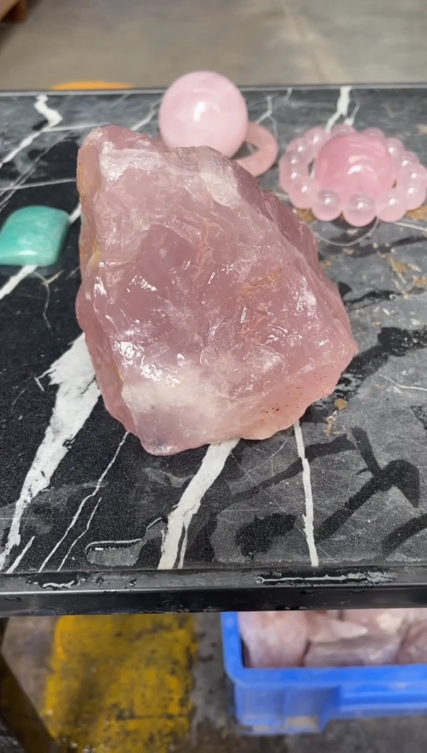 【闪购商品】芙蓉石原石未镶嵌天然粉水晶原石摆件