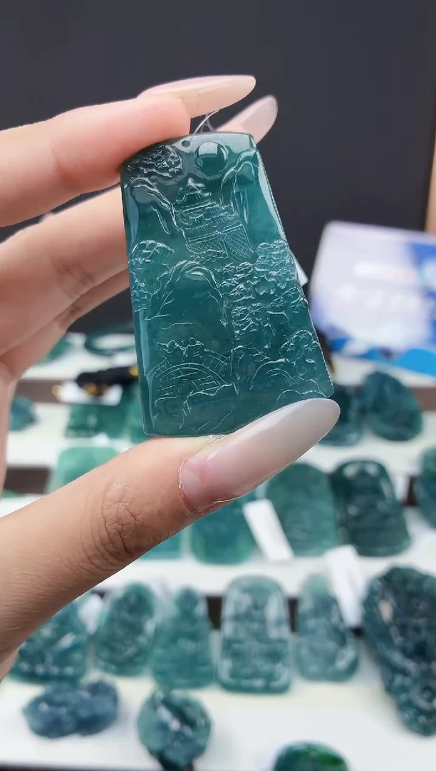 颈饰未镶嵌翡翠DLZ25112097