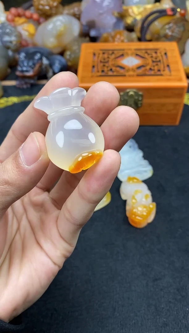 未镶嵌玛瑙/玉髓珠宝奇石潇**雨0