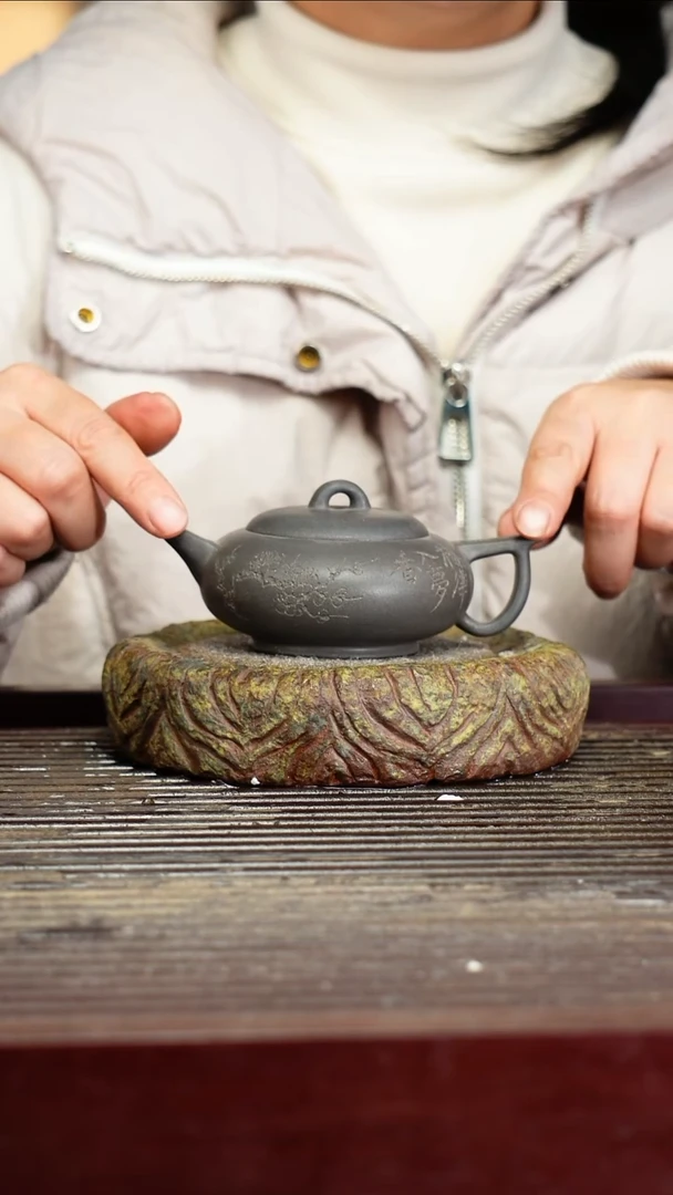 宜兴原矿紫砂壶茶壶宜兴原矿紫砂壶茶壶100C