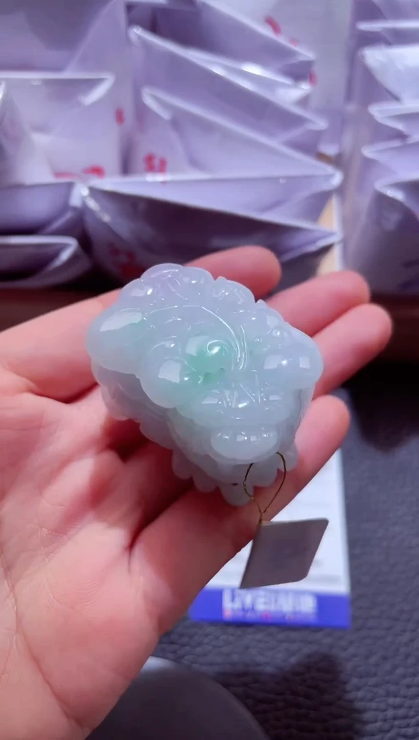 颈饰未镶嵌翡翠00005686