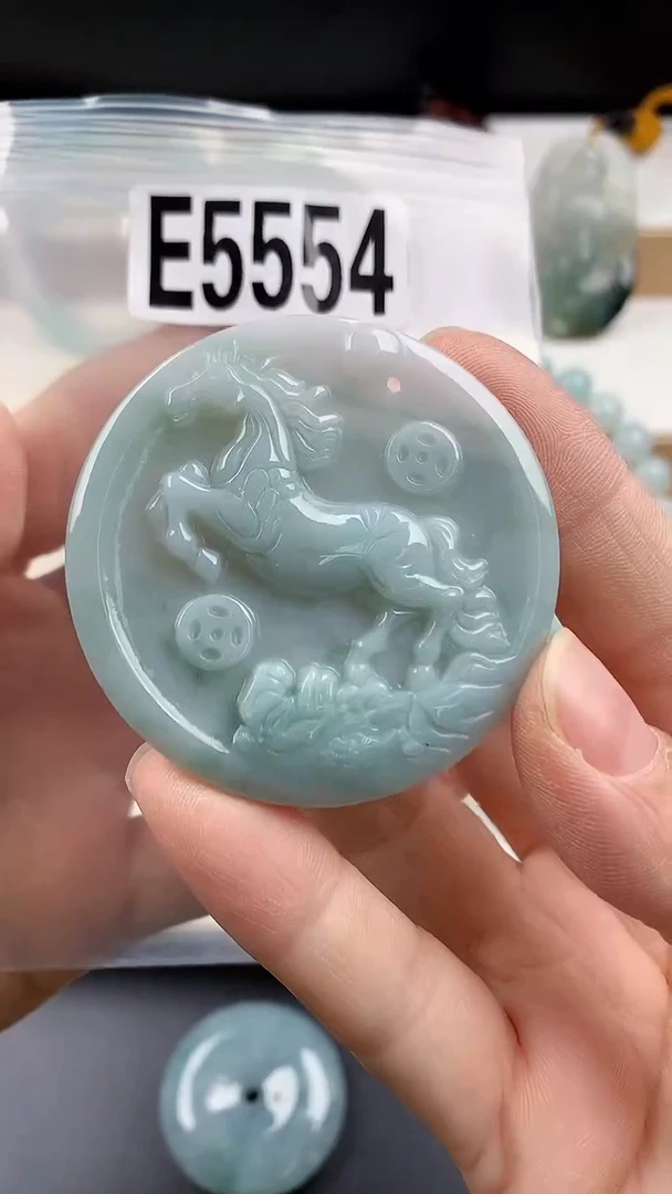 颈饰未镶嵌翡翠1天然翡翠吊坠挂件