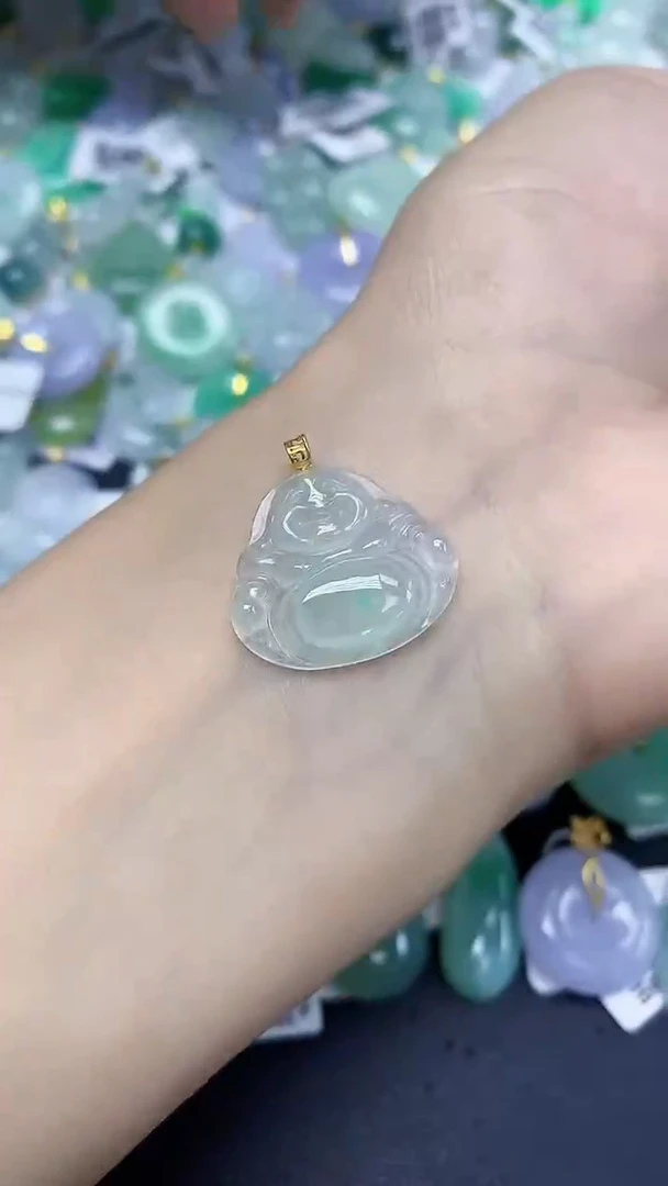 翡翠18K金镶嵌颈饰天然缅甸翡翠A货