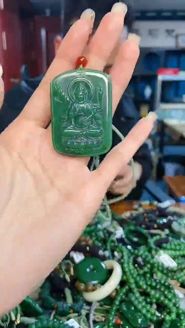 未镶嵌和田玉挂件1