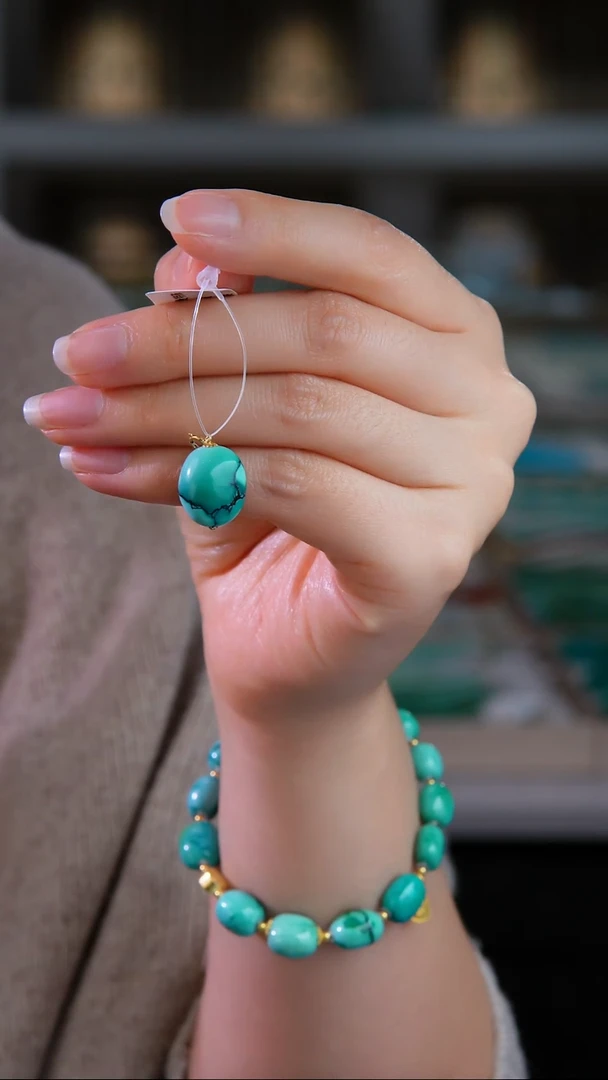 18K金镶嵌绿松石吊坠(不含链)多样性发货