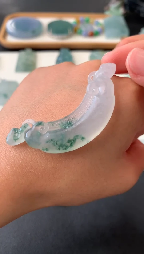 未镶嵌定制翡翠