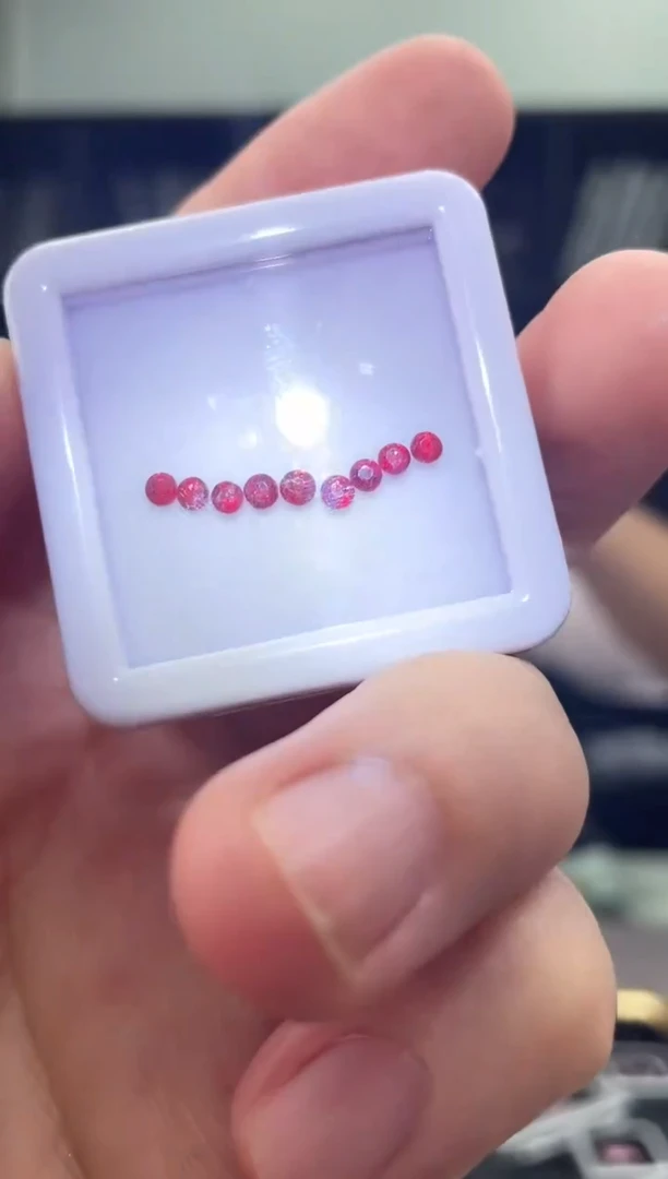 裸石尖晶石95分.